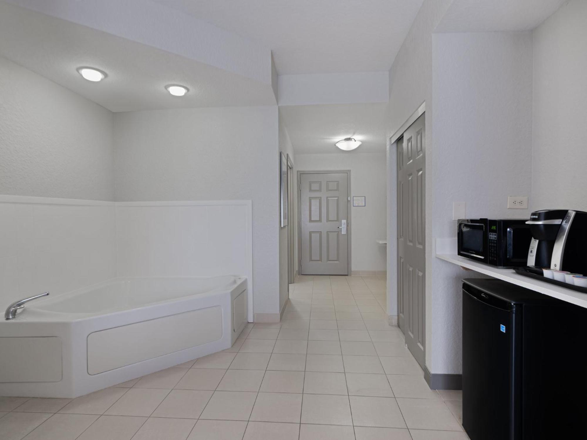 Holiday Inn Express & Suites Lakeland North I-4 By Ihg Extérieur photo