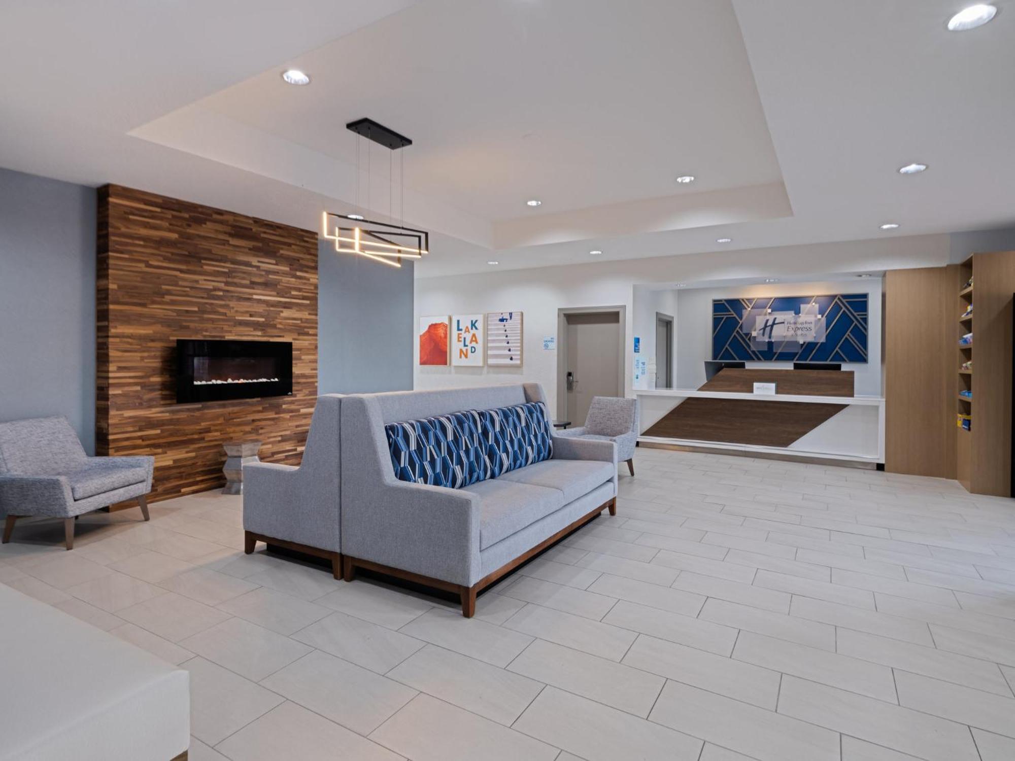 Holiday Inn Express & Suites Lakeland North I-4 By Ihg Extérieur photo