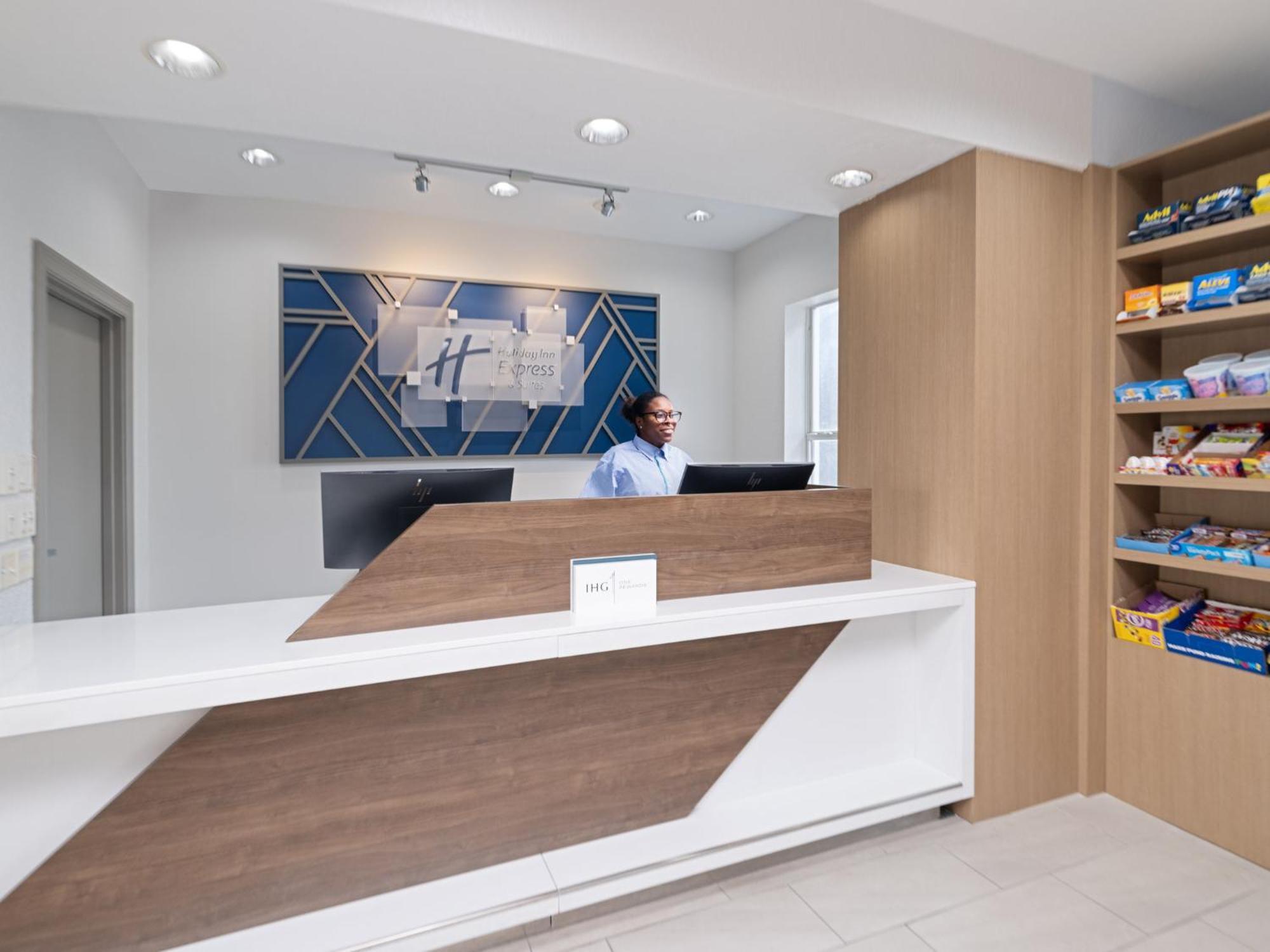 Holiday Inn Express & Suites Lakeland North I-4 By Ihg Extérieur photo